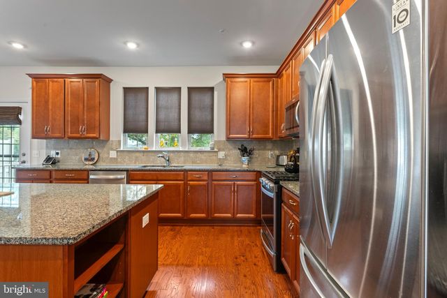 484 ROWAN ST, Warminster, PA 18974