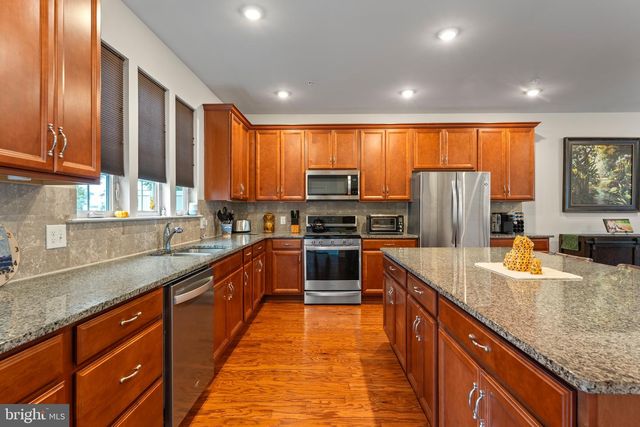 484 ROWAN ST, Warminster, PA 18974