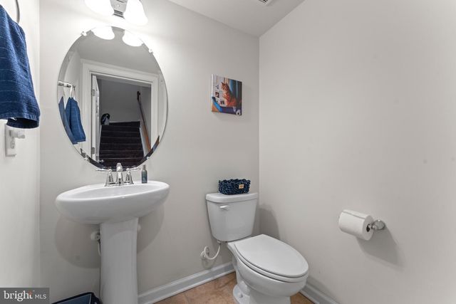 484 ROWAN ST, Warminster, PA 18974