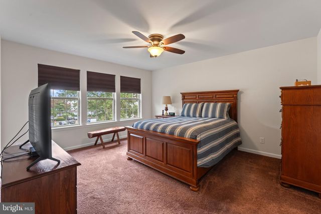 484 ROWAN ST, Warminster, PA 18974