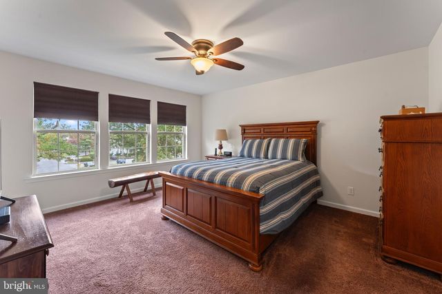 484 ROWAN ST, Warminster, PA 18974