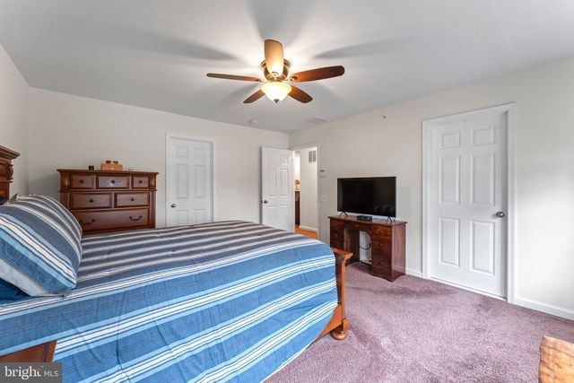 484 ROWAN ST, Warminster, PA 18974