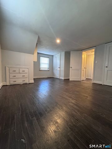 373 Parker Street, Manchester, CT 06040