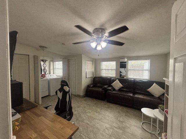 750 NE 4th Place, Hialeah, FL 33010