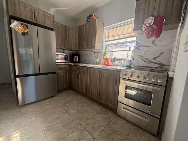 750 NE 4th Place, Hialeah, FL 33010