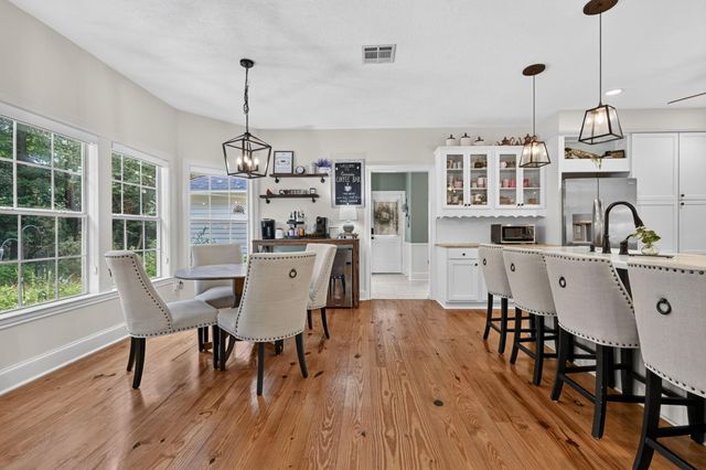 2302 Hollowbrook Lane, Conroe, TX 77384