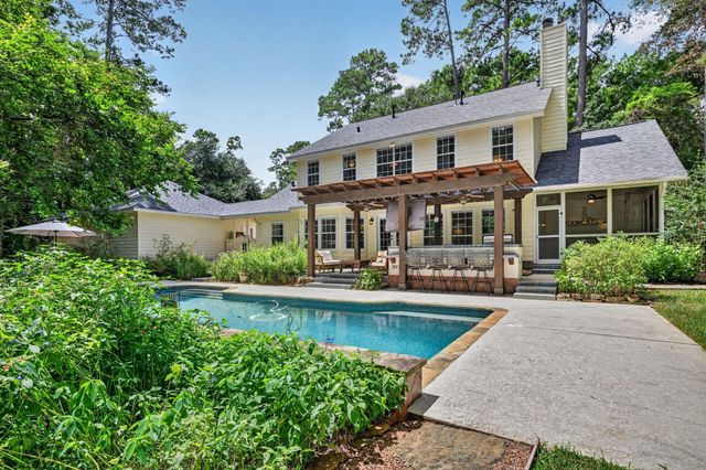 2302 Hollowbrook Lane, Conroe, TX 77384