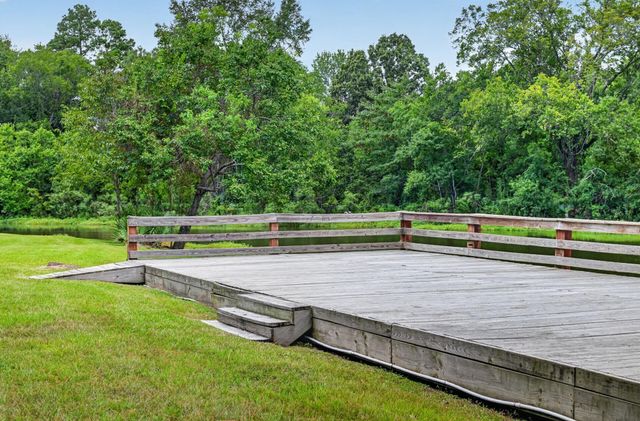 2302 Hollowbrook Lane, Conroe, TX 77384