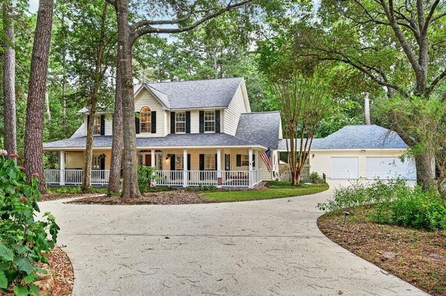 2302 Hollowbrook Lane, Conroe, TX 77384