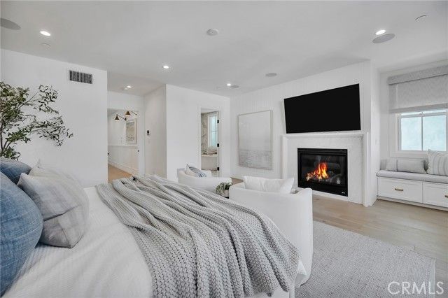 620 12th Street, Manhattan Beach, CA 90266