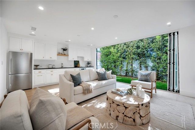 620 12th Street, Manhattan Beach, CA 90266