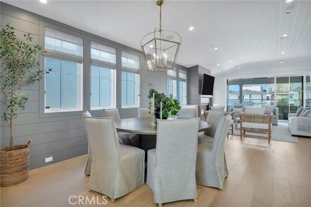 620 12th Street, Manhattan Beach, CA 90266