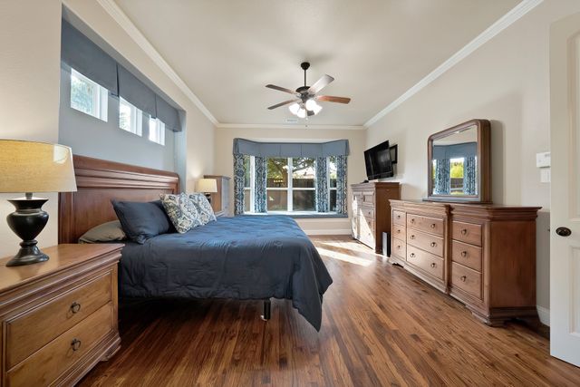 1406 St Tropez Lane, Arlington, TX 76013