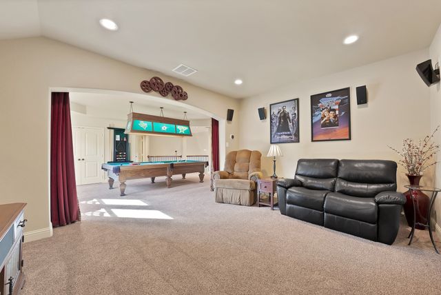 1406 St Tropez Lane, Arlington, TX 76013