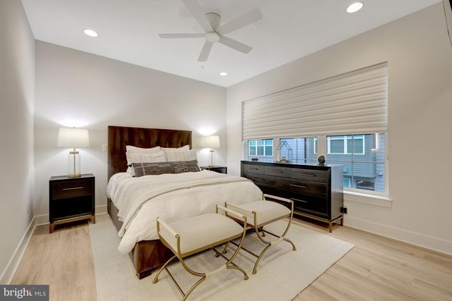 11236 FARADAY PARK DR, Reston, VA 20190