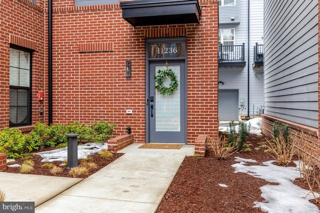 11236 FARADAY PARK DR, Reston, VA 20190