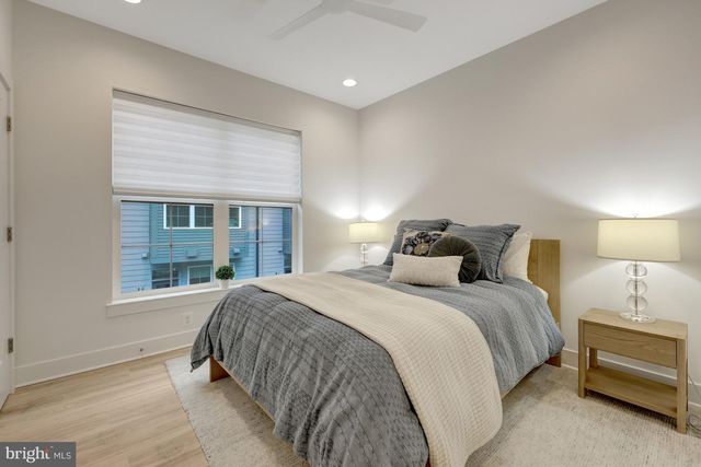 11236 FARADAY PARK DR, Reston, VA 20190