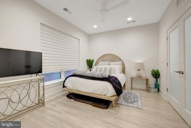 11236 FARADAY PARK DR, Reston, VA 20190