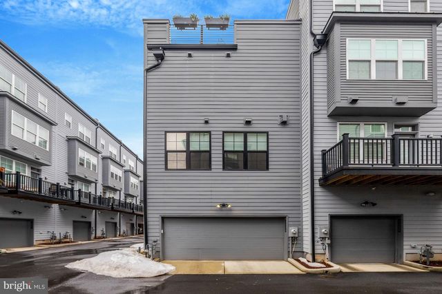 11236 FARADAY PARK DR, Reston, VA 20190