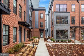 11236 FARADAY PARK DR, Reston, VA 20190