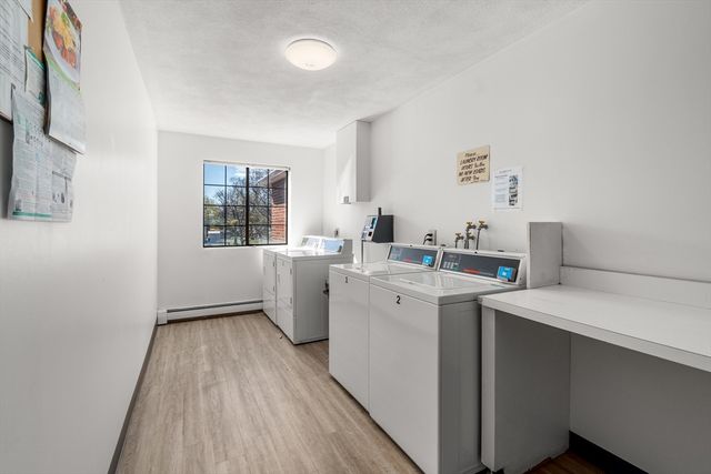 655 Saw Mill Brook Pkwy 9, Newton, MA 02459