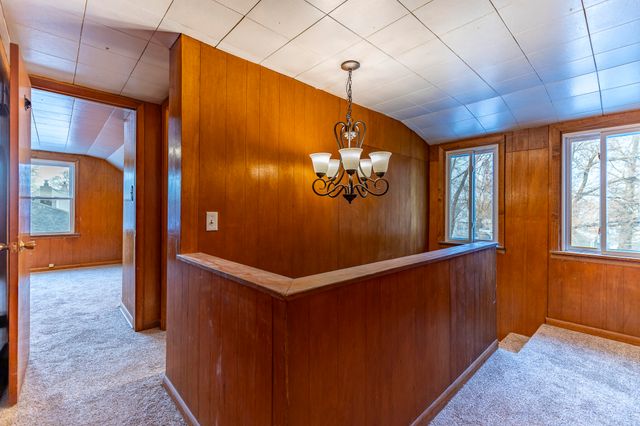 3931 Clough Avenue, Highland, IN 46322