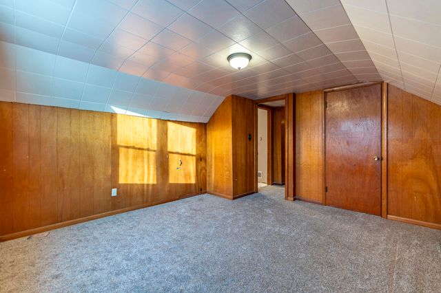 3931 Clough Avenue, Highland, IN 46322