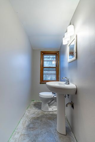 3931 Clough Avenue, Highland, IN 46322