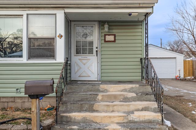 3931 Clough Avenue, Highland, IN 46322