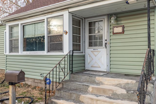 3931 Clough Avenue, Highland, IN 46322