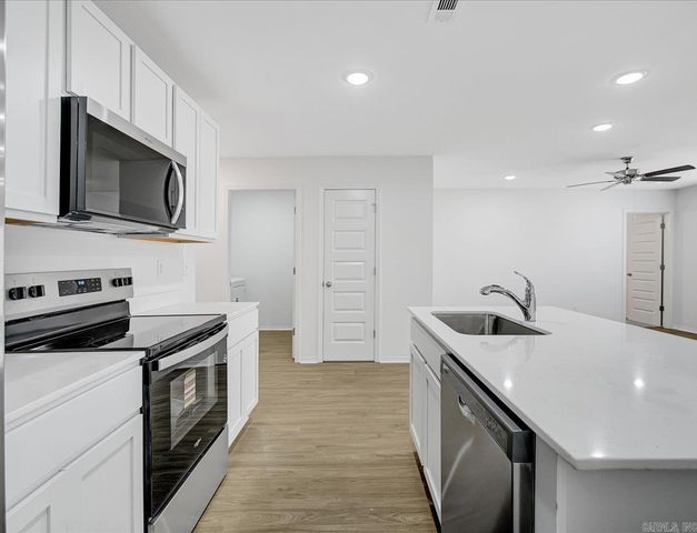 230 Bighorn Trail, Maumelle, AR 72113