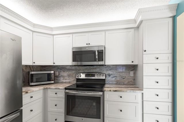 5110 86TH STREET COURT W, Bradenton, FL 34210