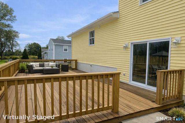 15 Dairy Farm Road, Norwalk, CT 06851