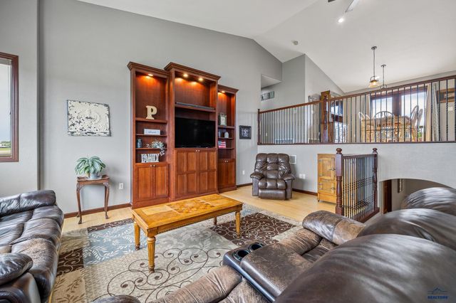 16729 WILLOW WOOD RD, Piedmont, SD 57769