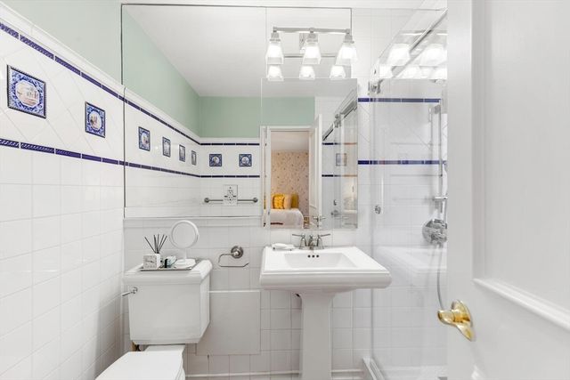 180 Beacon Street 4A, Boston, MA 02116