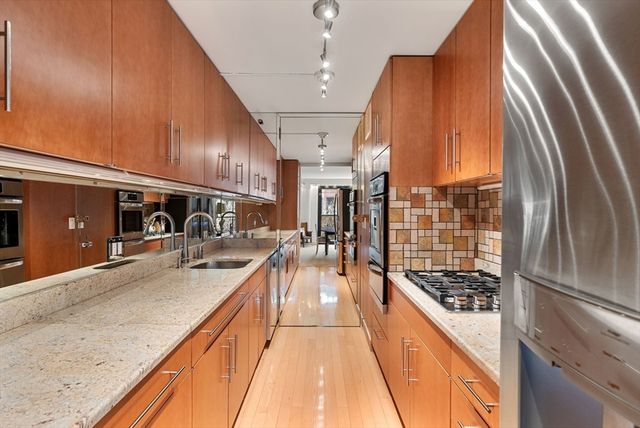 180 Beacon Street 4A, Boston, MA 02116