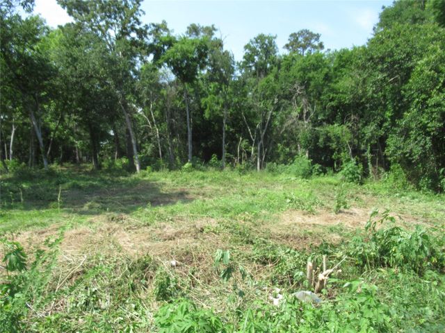 215 S Fm 565, Baytown, TX 77523
