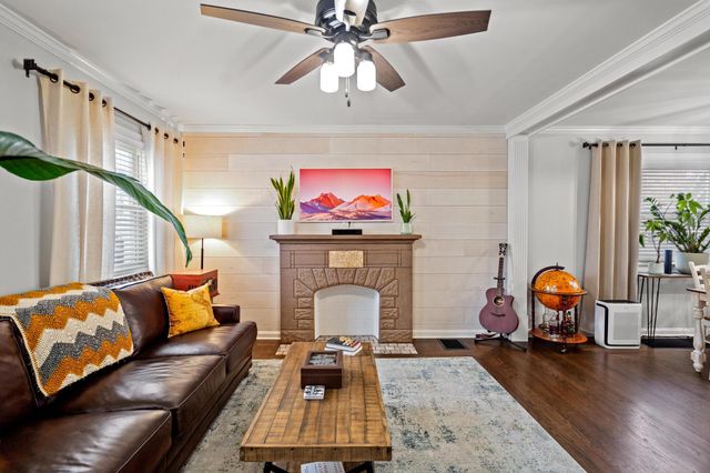 104 Bonnie Leslie Avenue, Bellevue, KY 41073