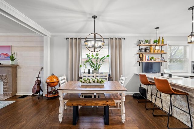 104 Bonnie Leslie Avenue, Bellevue, KY 41073