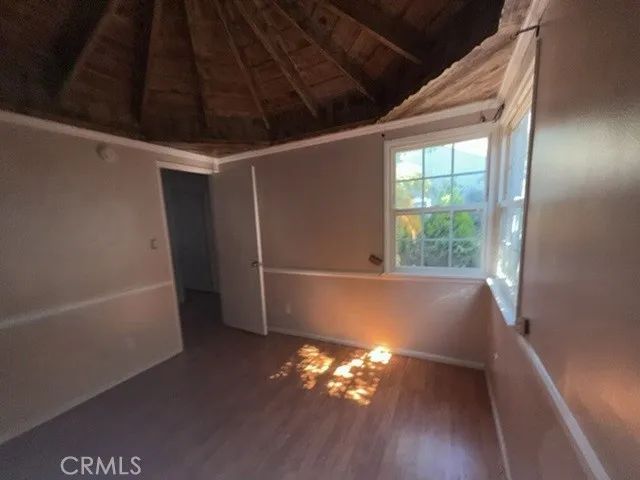 7106 Jellico Avenue, Van Nuys, CA 91406