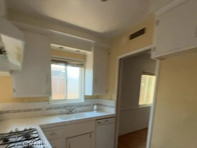 7106 Jellico Avenue, Van Nuys, CA 91406