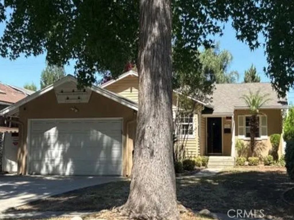 7106 Jellico Avenue, Van Nuys, CA 91406