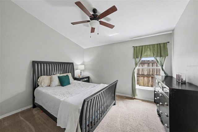 5214 CREEKMORE LANE, Tampa, FL 33624