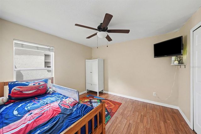 5214 CREEKMORE LANE, Tampa, FL 33624