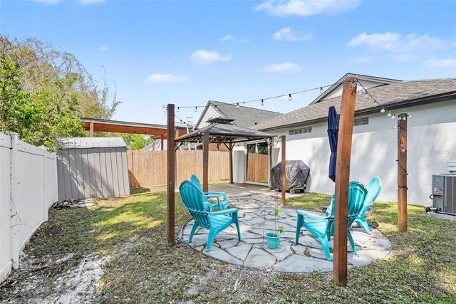 5214 CREEKMORE LANE, Tampa, FL 33624