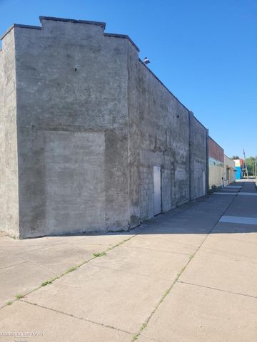 16334 Harper Avenue, Detroit, MI 48224
