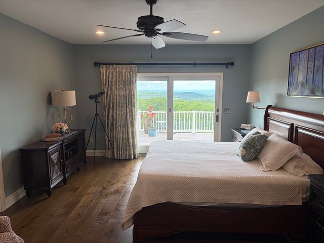 164 Hovey Rd, Monson, MA 01057