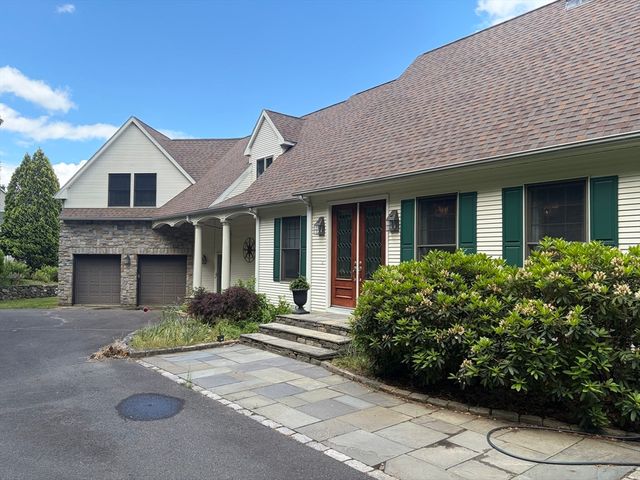 164 Hovey Rd, Monson, MA 01057