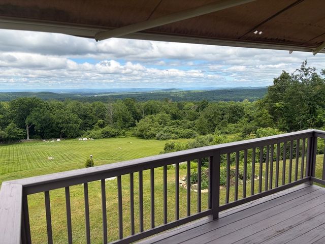 164 Hovey Rd, Monson, MA 01057