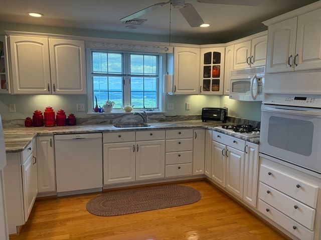 164 Hovey Rd, Monson, MA 01057